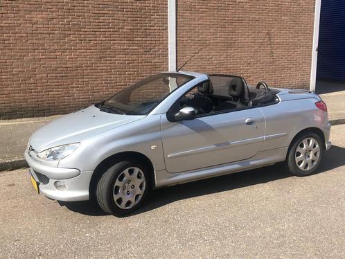 Peugeot 206 CC Cabrio – Zilver – 2005 – Nieuwe banden, Auto's, Peugeot, Particulier, Airbags, Airconditioning, Elektrische ramen