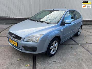 Ford Focus 1.6-16V Trend beschikbaar voor biedingen