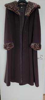 Schitterende mooie lange mantel van Damo Donna maat 38, Kleding | Dames, Jassen | Winter, Maat 38/40 (M), Damo Donna, Bruin, Ophalen of Verzenden