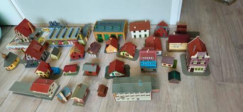 Partij modelhuizen en scenery HO 1:87 Vollmer, Faller, Kibri, Hobby en Vrije tijd, Modeltreinen | H0, Gebruikt, Brug, Tunnel of Gebouw