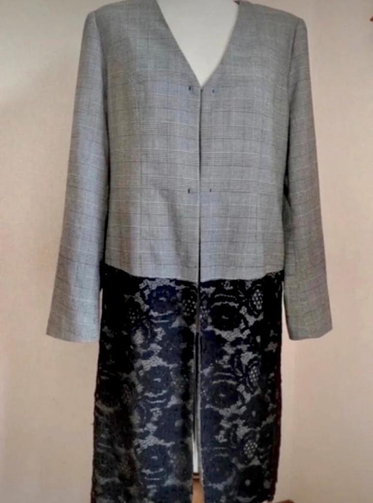 Grijze BPC jas - Maat 42, Kleding | Dames, Jassen | Winter, Zo goed als nieuw, Maat 42/44 (L), Grijs, Ophalen of Verzenden