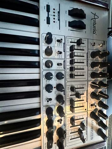Arturia Minibrute SE - Analoge Synthesizer beschikbaar voor biedingen