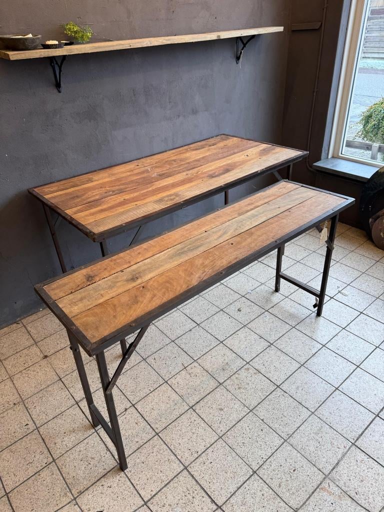 Houten tafels met metalen frame - set van 2, Huis en Inrichting, Tafels | Eettafels, Ophalen, Nieuw, 50 tot 100 cm, Vijf personen of meer