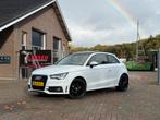 Audi A1 3x S-Line | Nieuwe Distributie | Top staat, Voorwielaandrijving, Stof, A1, Zwart
