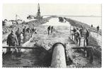 AK Dijkbouw Z. Flevoland Opspuiten der keileemdammen, Verzenden, 1940 tot 1960, Ongelopen, Ambachten of Beroep