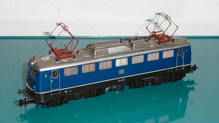 Roco DB E10 225, Hobby en Vrije tijd, Modeltreinen | H0, Gebruikt, Locomotief, Gelijkstroom, Roco, Analoog, Ophalen of Verzenden