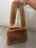 Beige furry handtas (faux fur) NIEUW, Ophalen of Verzenden, Nieuw, Beige, Handtas