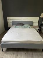 bed, Huis en Inrichting, Slaapkamer | Bedden, Ophalen, 140 cm, Zo goed als nieuw, Twijfelaar