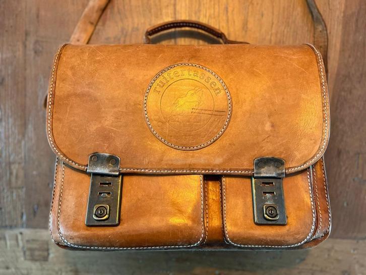 Vintage Leren Schooltas / Aktetas - Ruiter - Uniek Patina, Sieraden, Tassen en Uiterlijk, Tassen | Schooltassen, Gebruikt, Aktetas of Boekentas