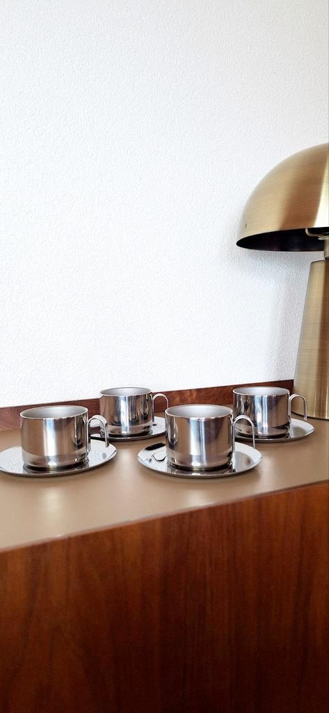 Douwe Egberts rvs design koffiekopjes Guido Bergna, Huis en Inrichting, Keuken | Servies, Gebruikt, Kop(pen) en/of Schotel(s)