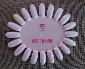 Pink gellac Colour Wheel nagellak display  beschikbaar voor biedingen