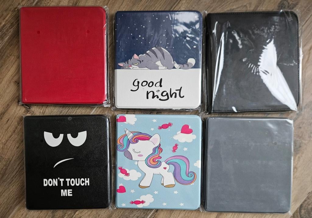 Nieuwe Kobo Libra Colour sleepcover 2 voor 15,00, Boeken, E-books