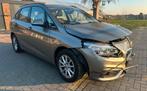 bmw 218i active tourer navi/pano/led 2016, Auto diversen, Schadeauto's, Ophalen, Handgeschakeld, Zilver of Grijs, Benzine