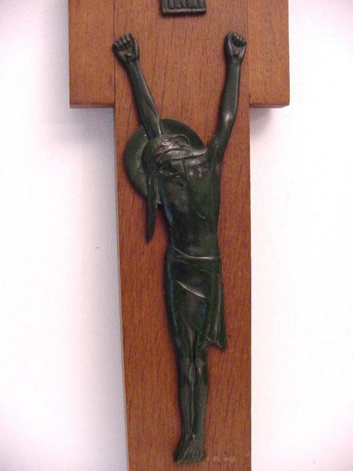 art deco kruisbeeld, Antiek en Kunst, Antiek | Religie, Ophalen of Verzenden