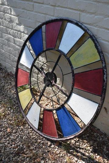 Grote metalen klok Mondriaan kleuren beschikbaar voor biedingen