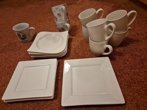 Divers servies en keukengerei, Huis en Inrichting, Keuken | Servies, Zo goed als nieuw, Overige stijlen, Porselein, Ophalen