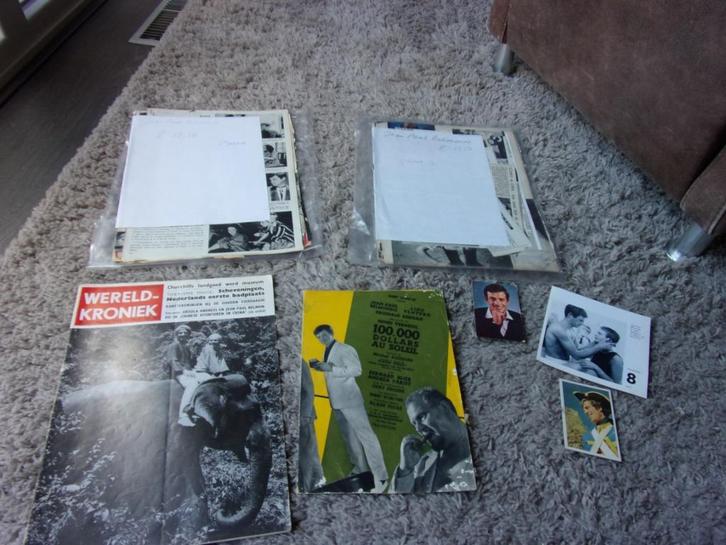 JEAN PAUL BELMONDO 2X KNIPSELPAKKET/WERELDKRONIEK/PROGRAMMA, Verzamelen, Tijdschriften, Kranten en Knipsels, Tijdschrift, 1980 tot heden