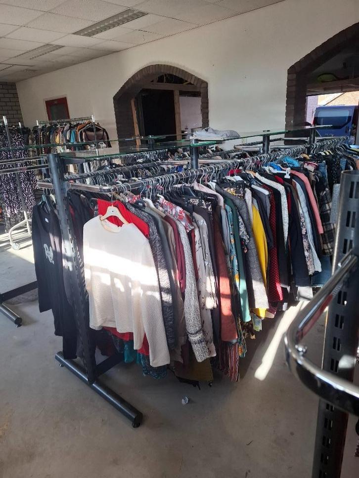 zaterdag 2 augustus verkoop 2e hands kleding nijmegen, Kleding | Dames, Dames-kledingpakketten, Gedragen, Ophalen