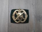 Baret embleem met ondergrond GNK, nieuw, Verzamelen, Ophalen of Verzenden, Landmacht, Nederland, Embleem of Badge
