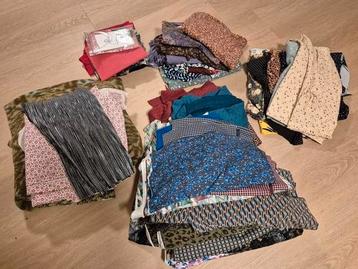 Groot pakket lappen stof (tricot, gebreid, punta, teddy) beschikbaar voor biedingen