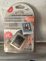Tom-Tec Mini Digitaal Fotolijstje - Nieuw!, Ophalen of Verzenden, Nieuw, Minder dan 1 GB, Kleiner dan 8 inch