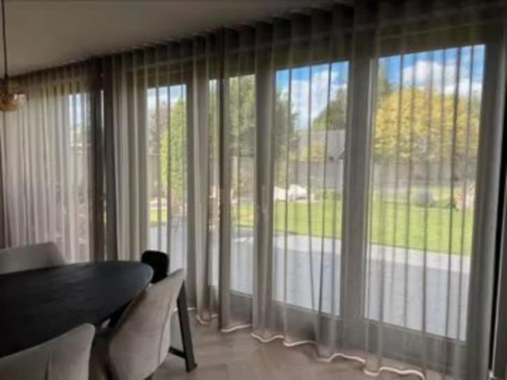 Nieuwe Wave Inbetween Gordijnen taupe grijs  cm Hotel Chique, Huis en Inrichting, Stoffering | Gordijnen en Lamellen, Nieuw, 200 cm of meer