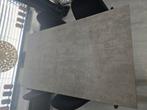 beton look eet tafel  ziet er nog heel goed uit, Huis en Inrichting, Tafels | Eettafels, Gebruikt, 100 tot 150 cm, Rechthoekig