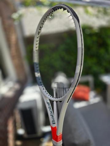 Babolat Pure Strike 98  Tennisracket beschikbaar voor biedingen