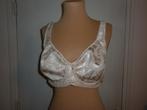 beugelBh maat 85E naadloze cups  merk : Viania , Kleding | Dames, Verzenden, Beige, BH
