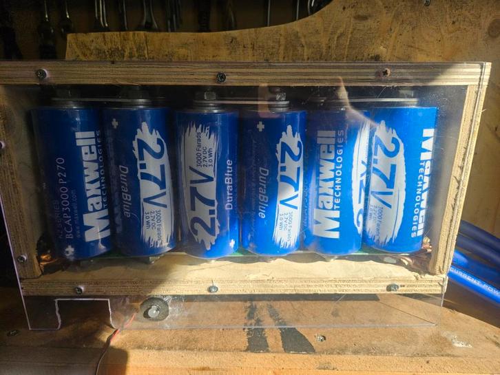 Boostcaps condensators maxwell, Auto diversen, Autospeakers, Zo goed als nieuw, Ophalen of Verzenden