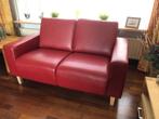 Bank 2–zits rood leer, Ophalen, 150 tot 200 cm, Tweepersoons, Zo goed als nieuw