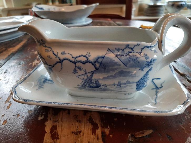 Z.g.a.n. saus/juskom Regout MARINES uit 1895, Antiek en Kunst, Antiek | Servies los, Ophalen of Verzenden