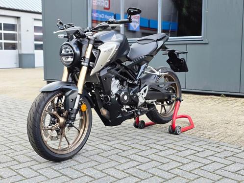 Honda Tour CB 125 R Neo Sports Café (A1), Motoren, Motoren | Honda, Bedrijf, Toermotor, 11 kW of minder, ABS, LED Verlichting
