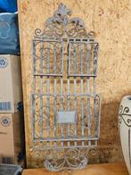 Brocante rek ijzer, Huis en Inrichting, Woonaccessoires | Krantenbakken en Lectuurbakken, Ophalen, Zo goed als nieuw