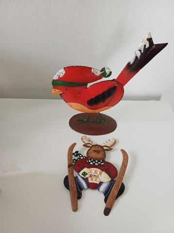 2 blikken kerst accessoires beschikbaar voor biedingen