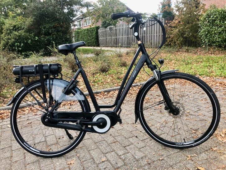 Amslod, mat zwart, nieuwstaat met middenmotor, Fietsen en Brommers, Elektrische fietsen, Zo goed als nieuw, Overige merken, 55 tot 59 cm