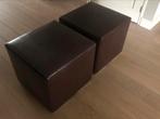 2 mooie donkerbruine vierkante (Macazz) hocker/poef, Huis en Inrichting, Ophalen, Zo goed als nieuw, Vierkant, 50 tot 75 cm