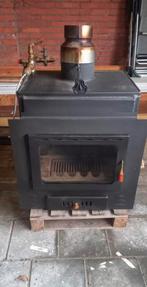 Hout CV kachel 23,5W incl 2 boilers en inst delen, compleet, Ophalen, 100 liter of meer, Boiler, Minder dan 3 jaar oud