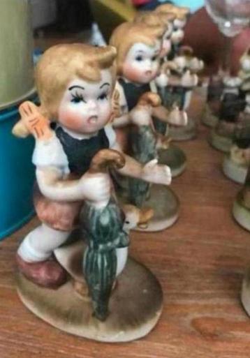 Oude Vintage Biscuits? Beeldjes  NIEUW beschikbaar voor biedingen