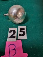 kerstbal gedeukt zilver vintage [b25], Diversen, Kerst, Ophalen of Verzenden