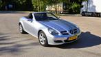 Nette Mercedes-Benz SLK 200 Kompressor – slechts 96.272 KM!, Auto's, Mercedes-Benz, Voorwielaandrijving, 65 €/maand, Zwart, 4 cilinders