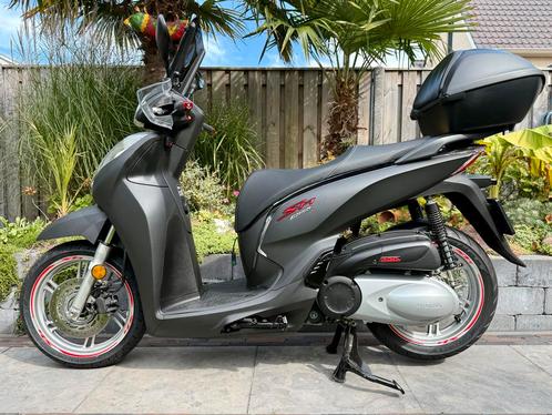 Honda motor scooter SH300i ABS - 2016 - slechts 6600km, Motoren, Motoren | Honda, Particulier, Scooter, 12 t/m 35 kW, 1 cilinder
