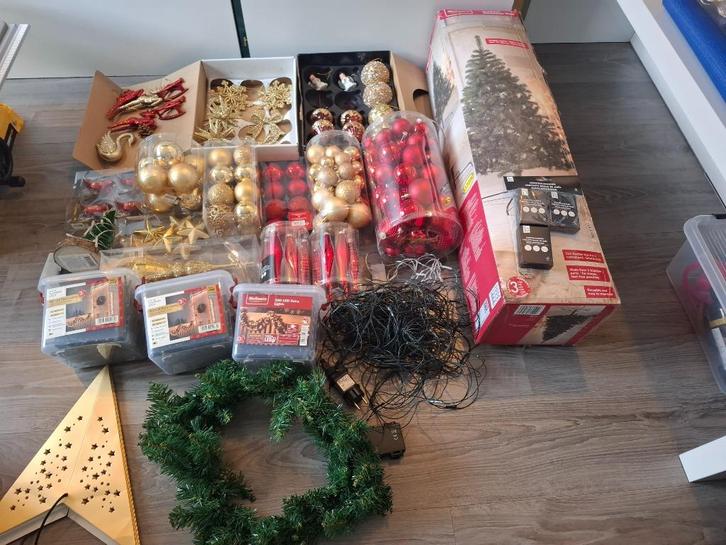 Kerstboom compleet, Diversen, Kerst, Zo goed als nieuw, Ophalen of Verzenden
