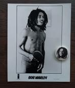 Bob Marley - promo foto en badge uit 1978 - Memorabilia, Ophalen of Verzenden, Zo goed als nieuw, Foto of Kaart