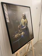 Melkmeisje. Fotoprint / Acrylglas met mooie zwarte lijst., Huis en Inrichting, Woonaccessoires | Schilderijen, Tekeningen en Foto's