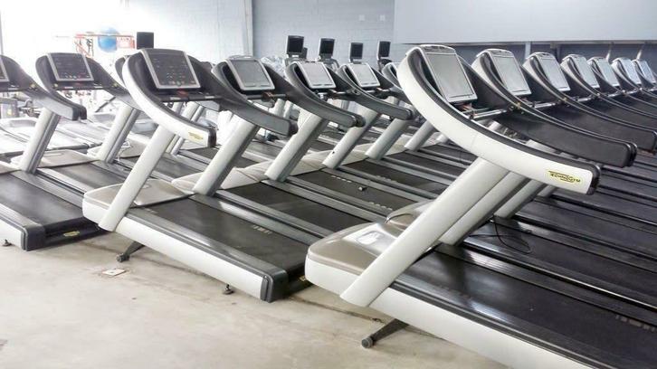 UIT OPHEF TECHNOGYM loopband /crosstrainer set Technogym, Sport en Fitness, Fitnessmaterialen, Zo goed als nieuw, Armen, Benen