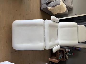 Pedicurestoel beschikbaar voor biedingen