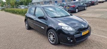 Renault Clio 1.5 DCI 65KW 5-DRS 2011 Zwart navi cruise beschikbaar voor biedingen