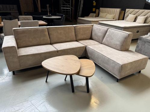 Direct ophalen showmodel | Hoekbank lounge | Utrecht, Huis en Inrichting, Banken | Bankstellen, Nieuw, Hoekbank, Vierpersoons of meer