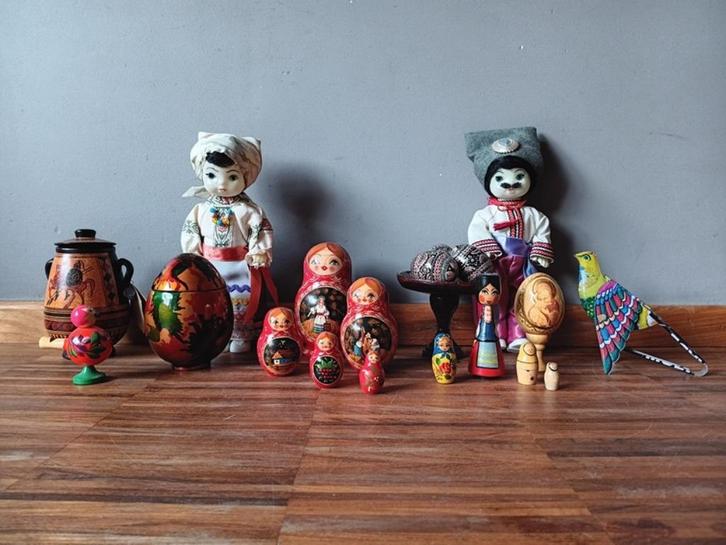Verzameling Russische decoratieve spulletjes, Antiek en Kunst, Curiosa en Brocante, Ophalen of Verzenden